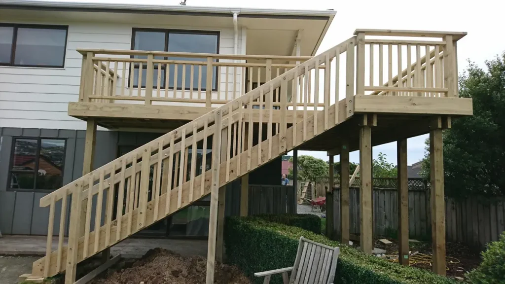 Friendly Build and Fix are Wellington’s trusted experts for crafting high-quality decks that transform outdoor spaces.
